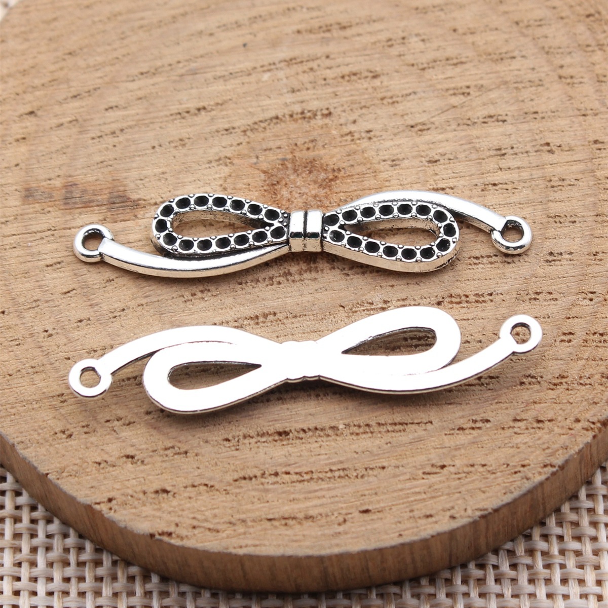 موصل على شكل رمز اللانهاية، حل - مراجعة Jewelry Making For Couples وسعره